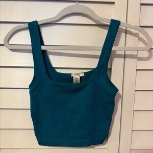 Turquoise ribbed cropped tank